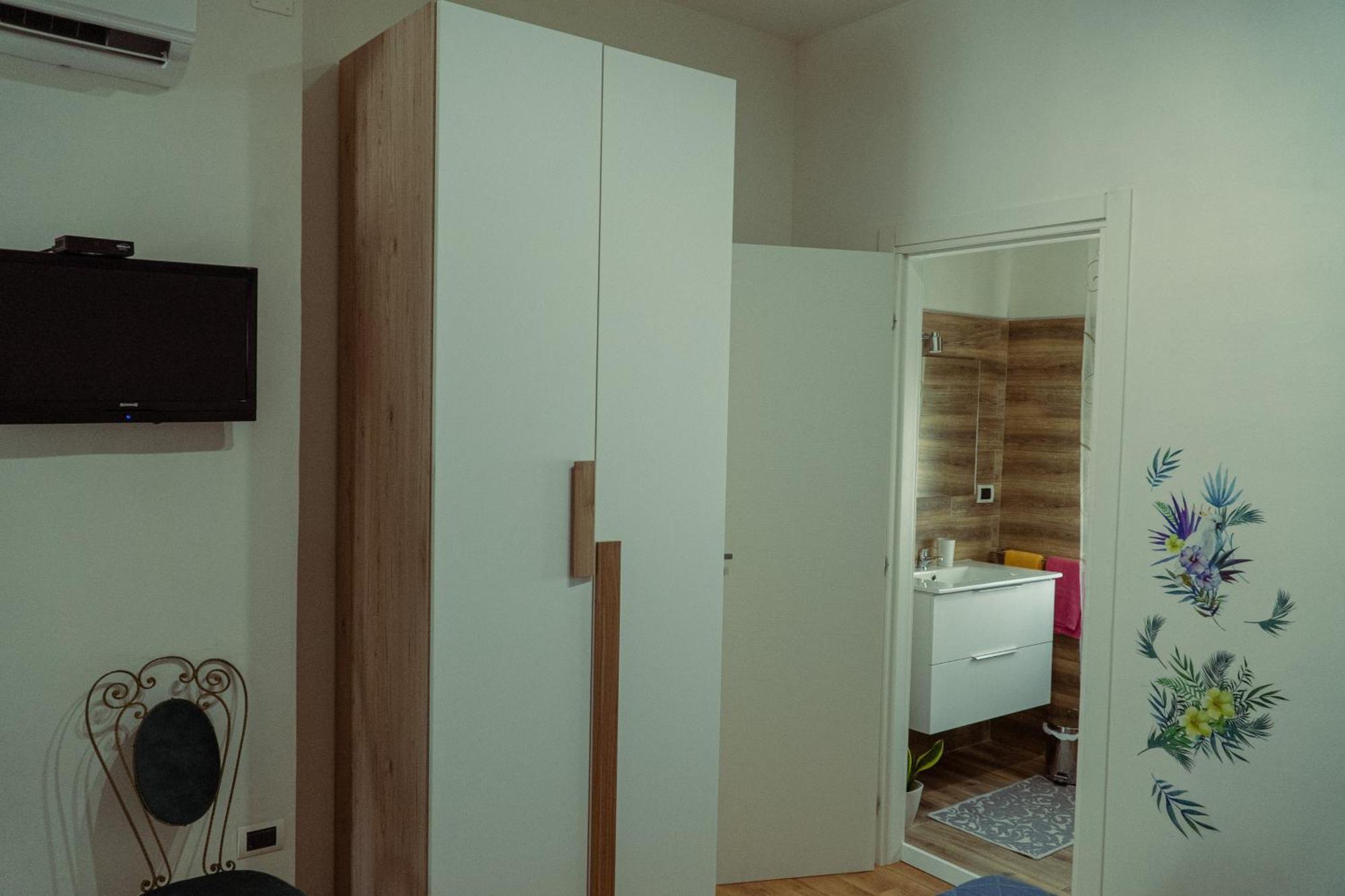 Palmina'S Apartments Бриндизи Екстериор снимка