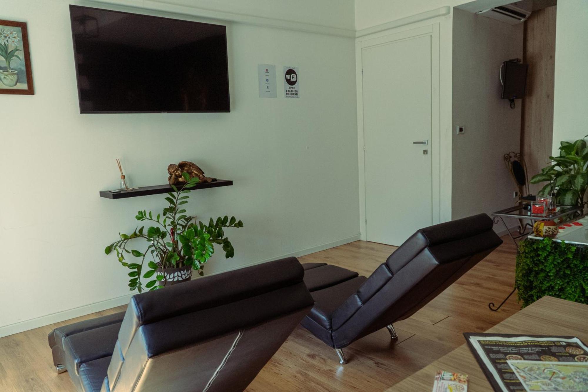 Palmina'S Apartments Бриндизи Екстериор снимка